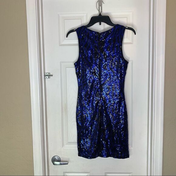 Forever 21 Blue and Black Sequin Sparkle Dress Size Medium - Picture 4 of 9